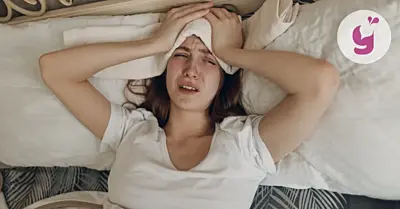 Bolesť hlavy/migréna počas menštruácie: príčiny a čo pomáha?